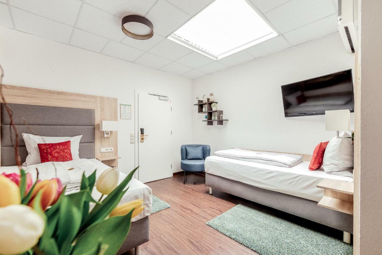 Pallas Hotel Darmstadt Esterno foto